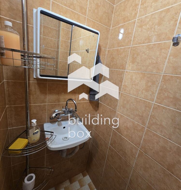 Двустаен апартамент - кв. Западен парк - 0