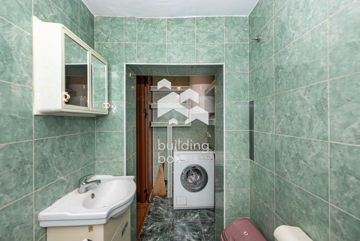 Обзаведен етаж от къща - Гребна база - 0