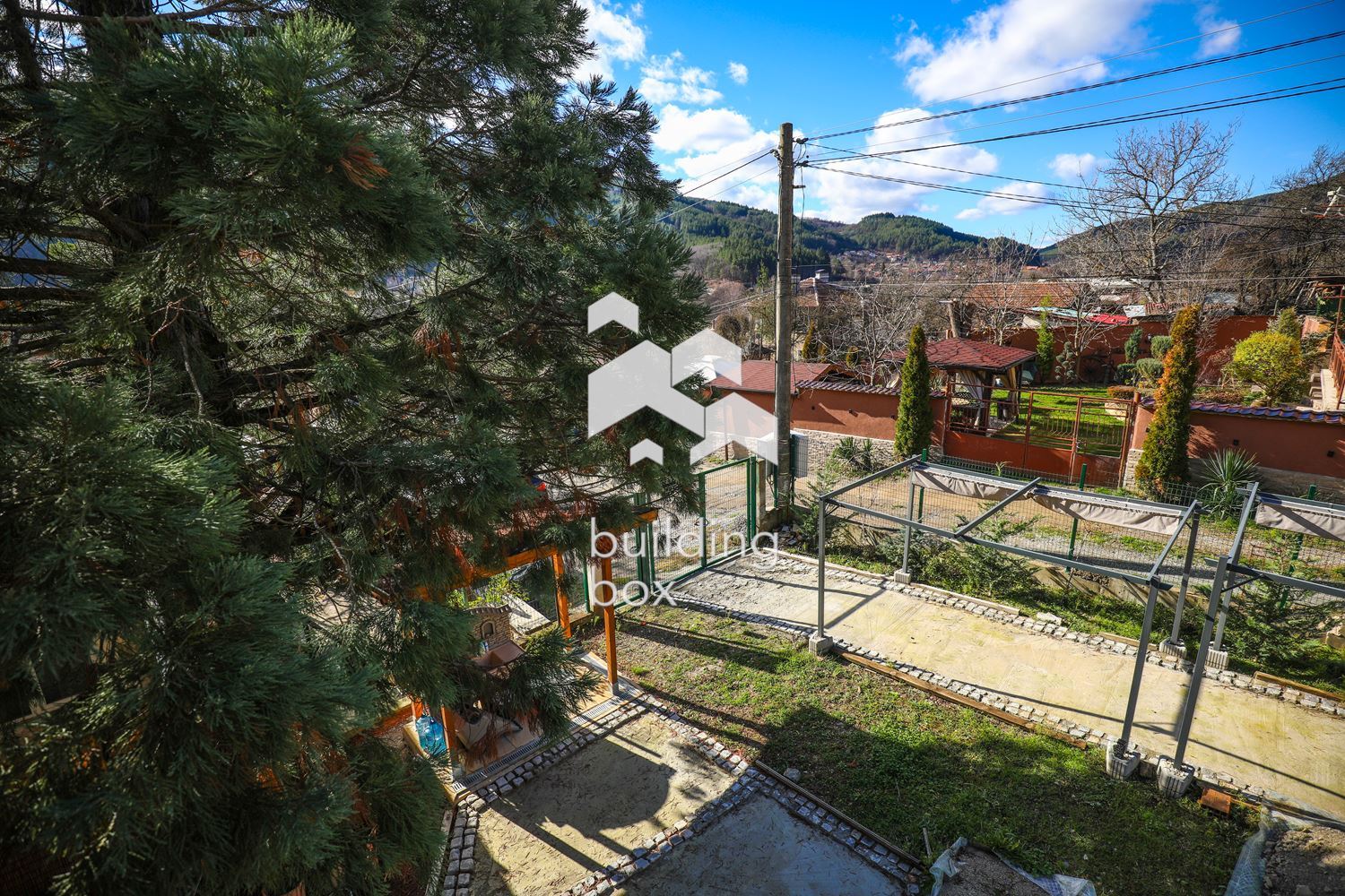 Къща - София, област, с.Искрец - 0