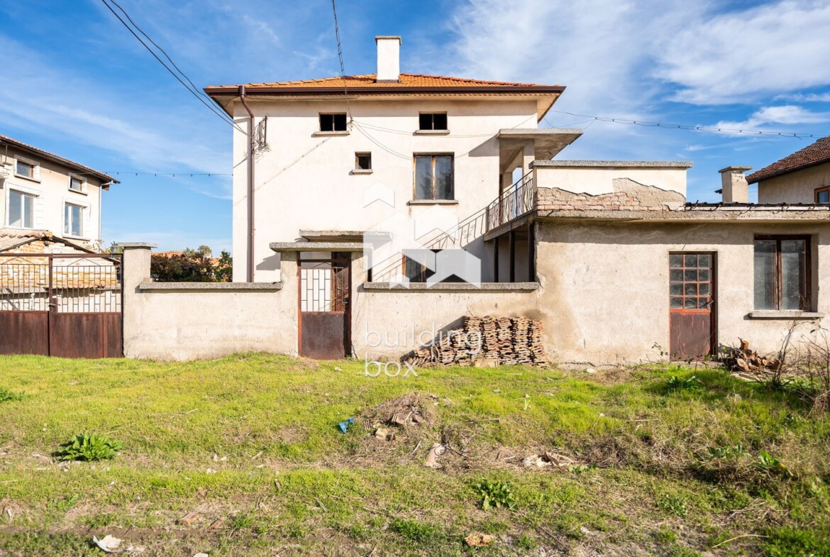 Къща - село Калековец - 0