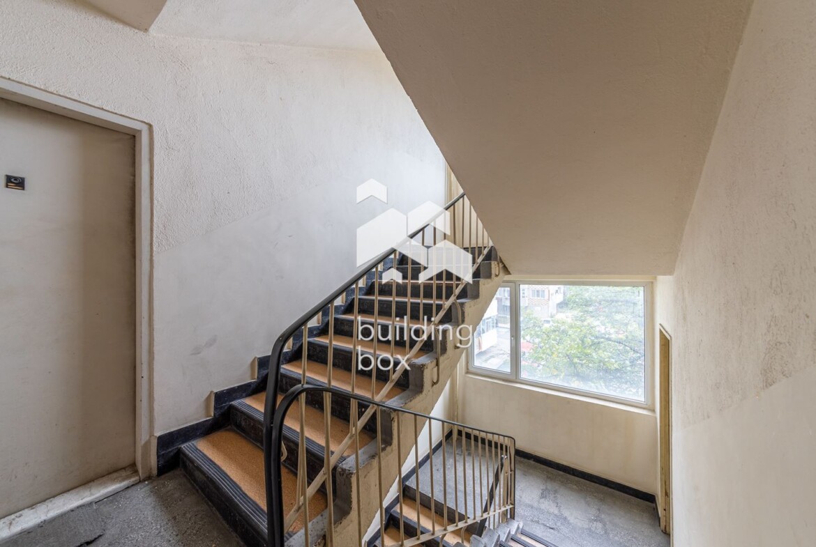 Тристаен апартамент, ж.к. Лятно кино Тракия - 0