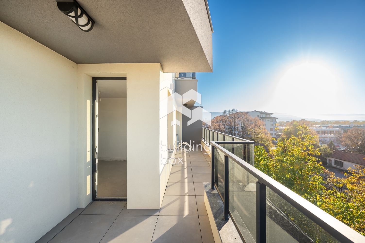 Голям двустаен апартамент с АКТ 16 - "Христо Смирненски" - 0