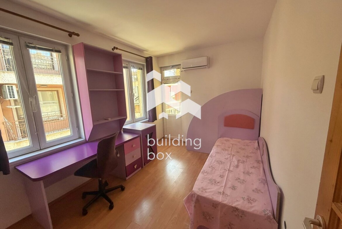 Тристаен апартамент под наем в центъра на гр. Пловдив - 0