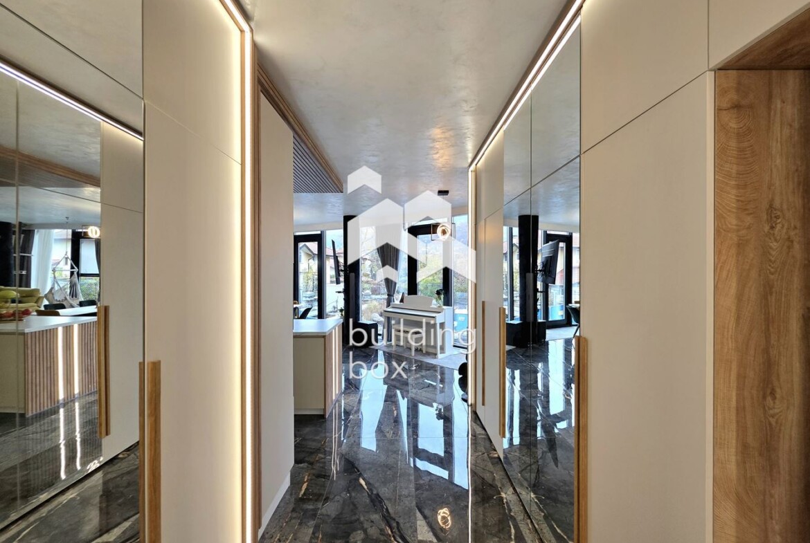 Елегантен тристаен апартамент с панорамна гледка в кв. Бояна, м-т Гърдова глава - 0