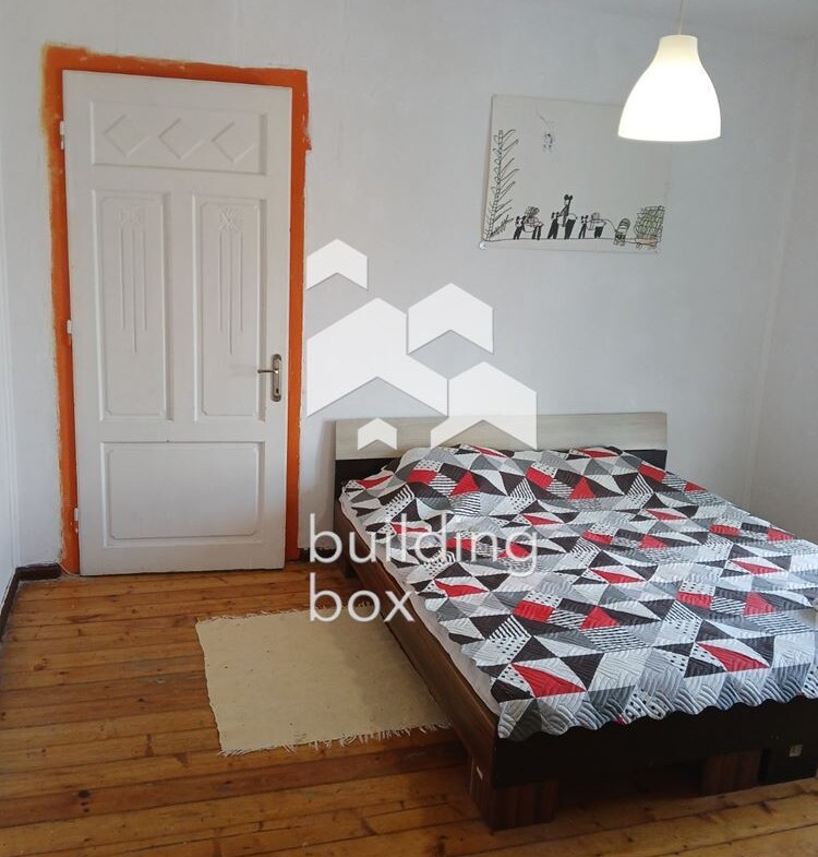 ПРОДАВА 4-СТАЕН АПАРТАМЕНТ В ЦЕНТЪРА НА СОФИЯ - 0