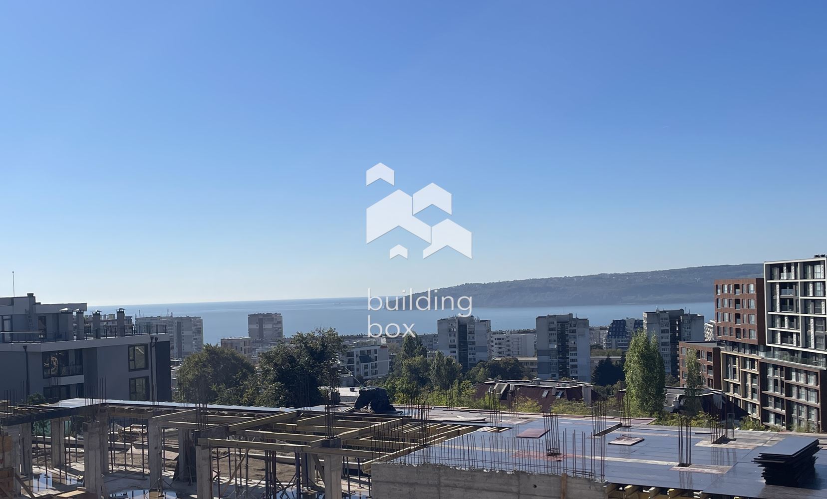 Тристаен апартамент в бутикова сграда пред Акт 15