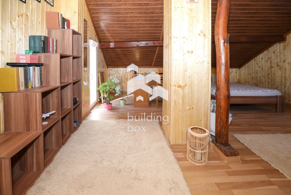 Къща в с. Владая - 0