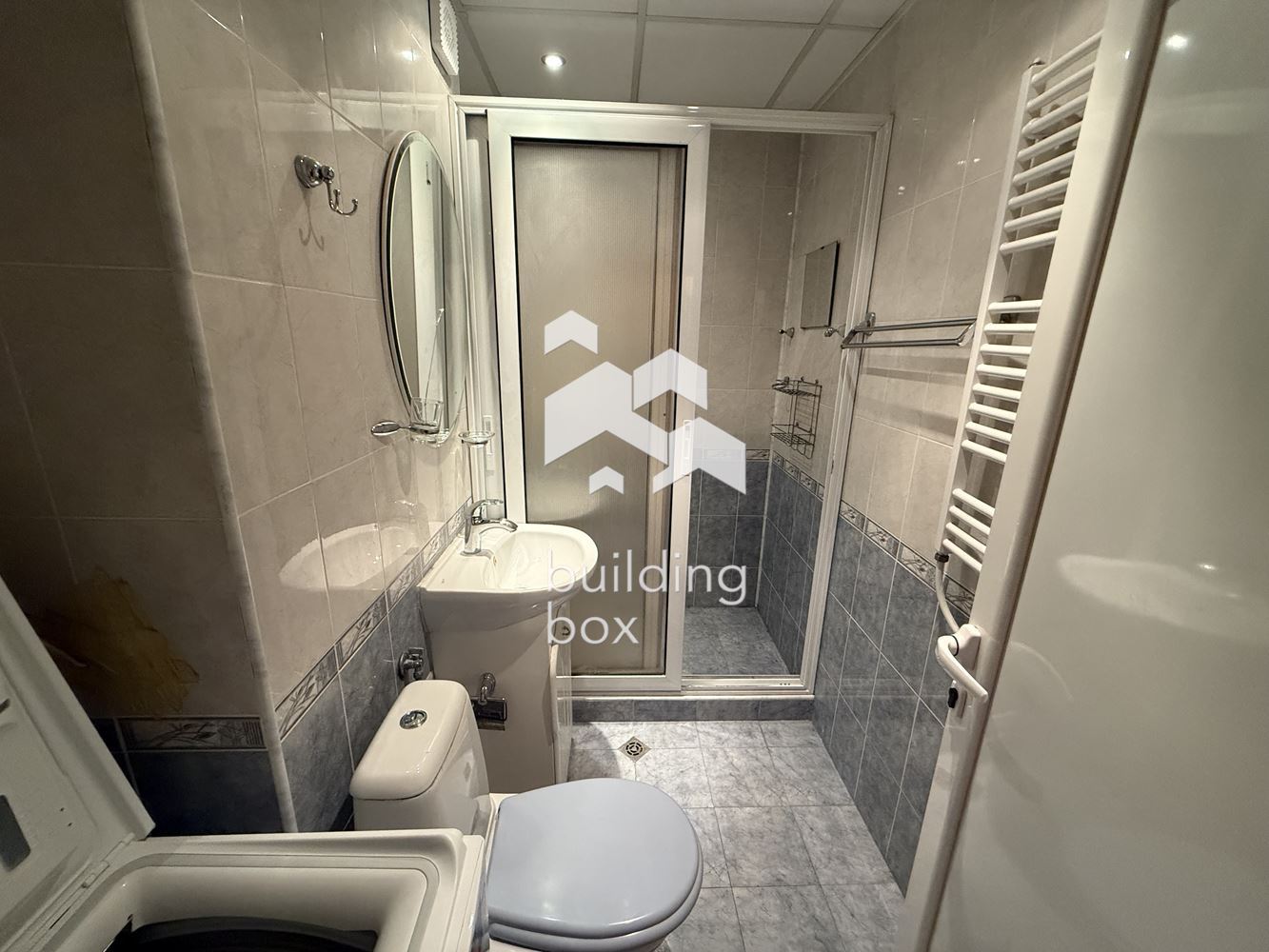 тристаен в Дианабад - 0