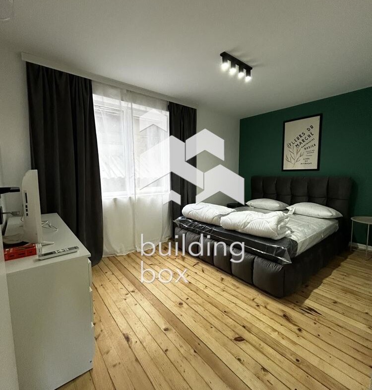 Тристаен апартамент - Център - 0