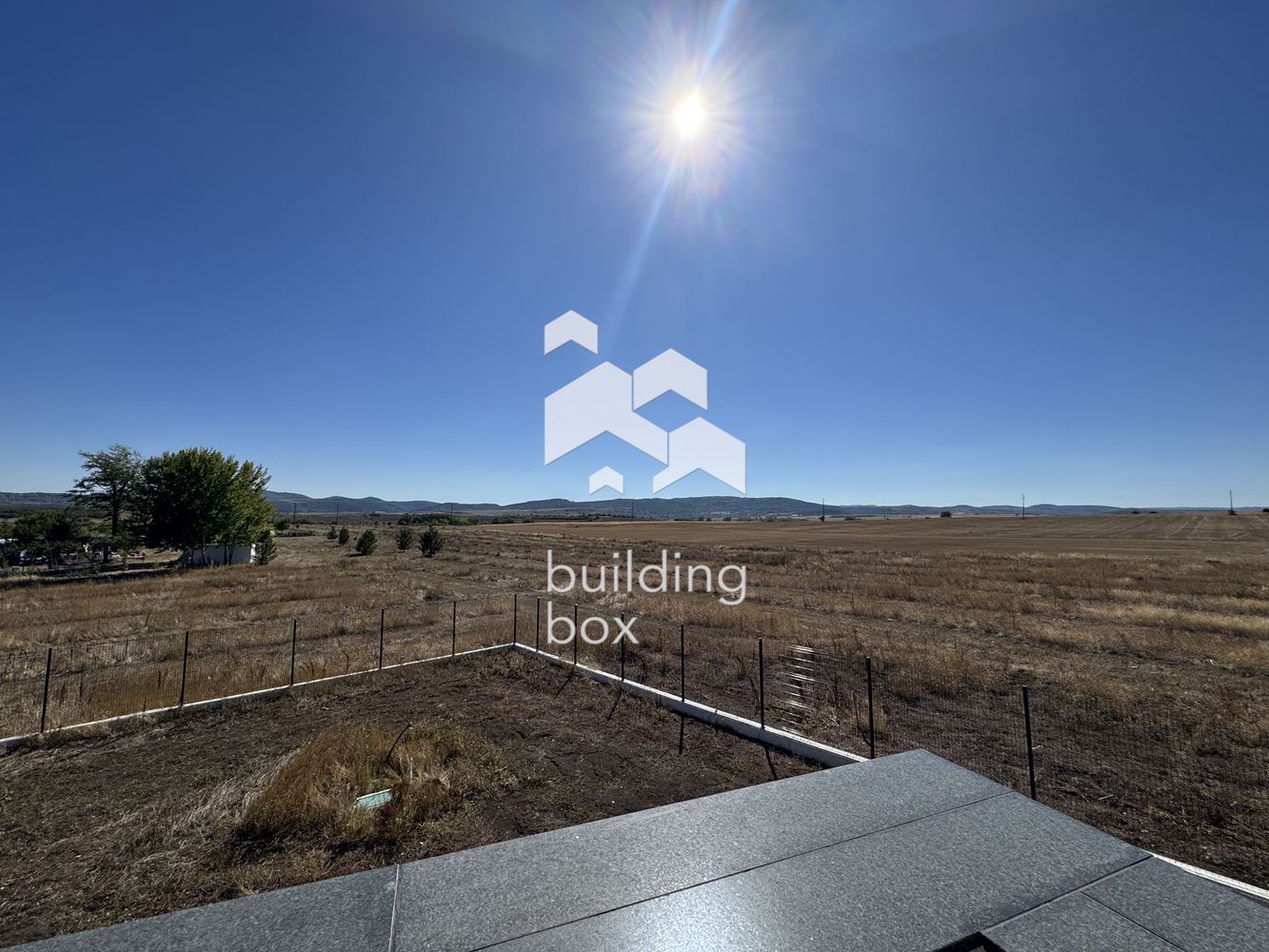 Двуетажна къща - гр. Сливница - 0