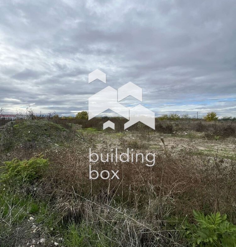 Парцел за индустриално строителство в с. Труд - 0