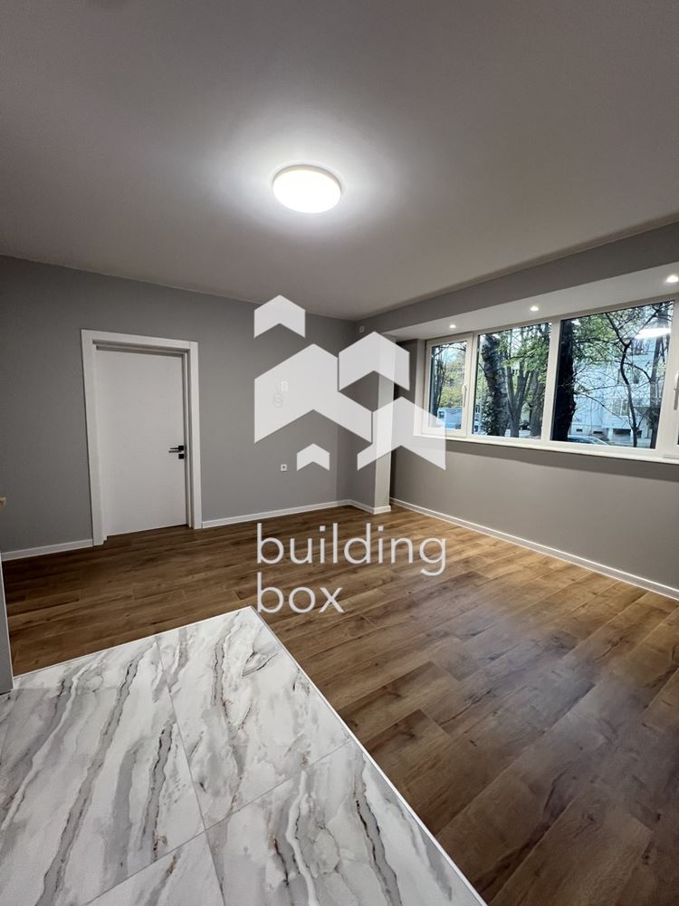 Двустаен апартамент с три отделни помещения кв. Гагарин - 0