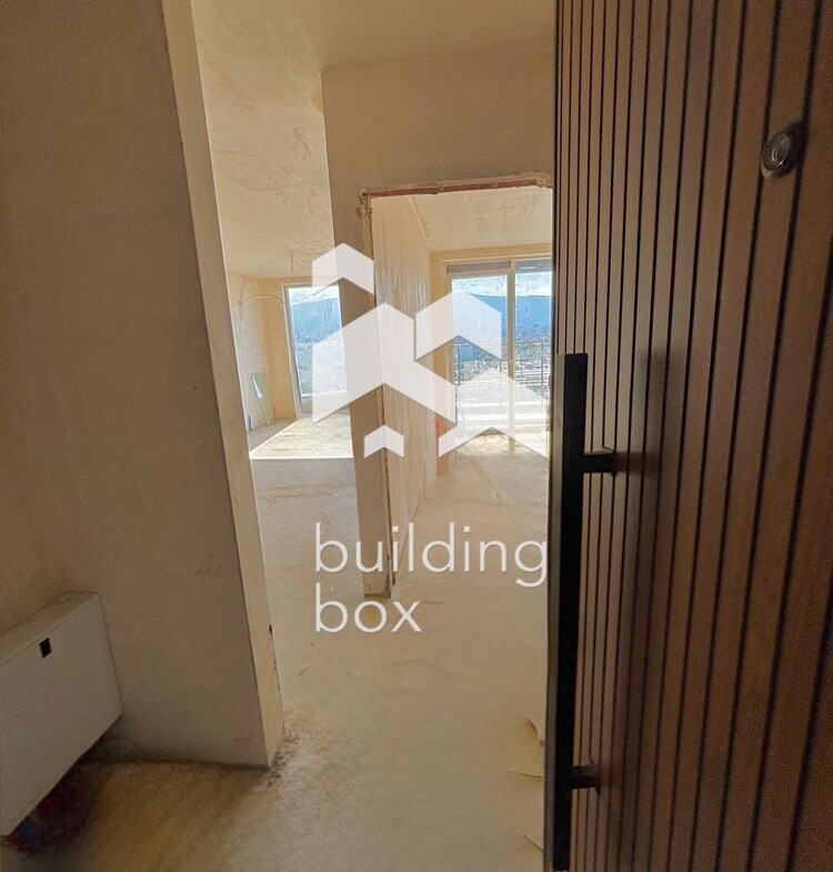 Двустаен апартамент в комплекс "Capitol Residence" - 0