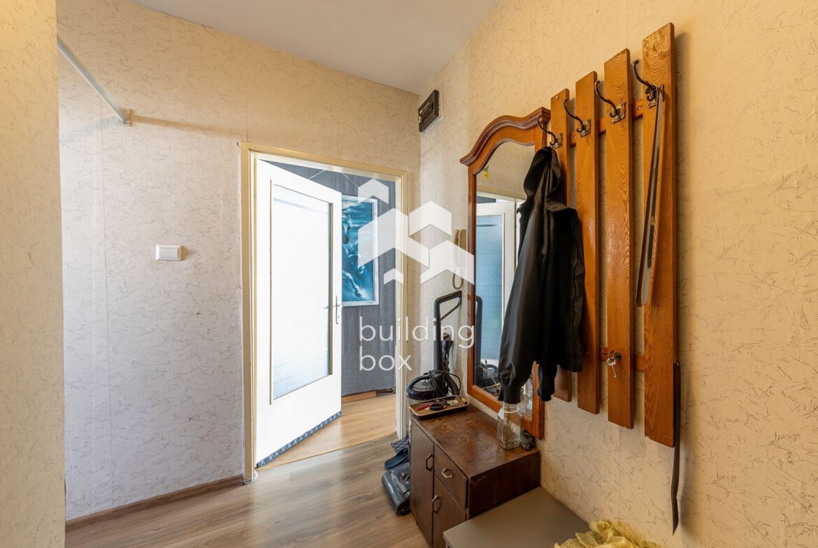 Двустаен панелен апартамент - 0