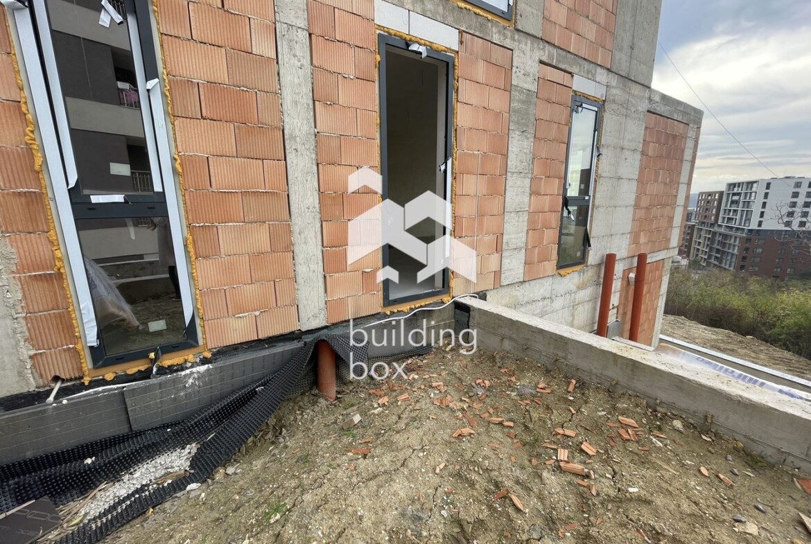 Тристаен апартамент в бутикова сграда пред Акт 15 - 0