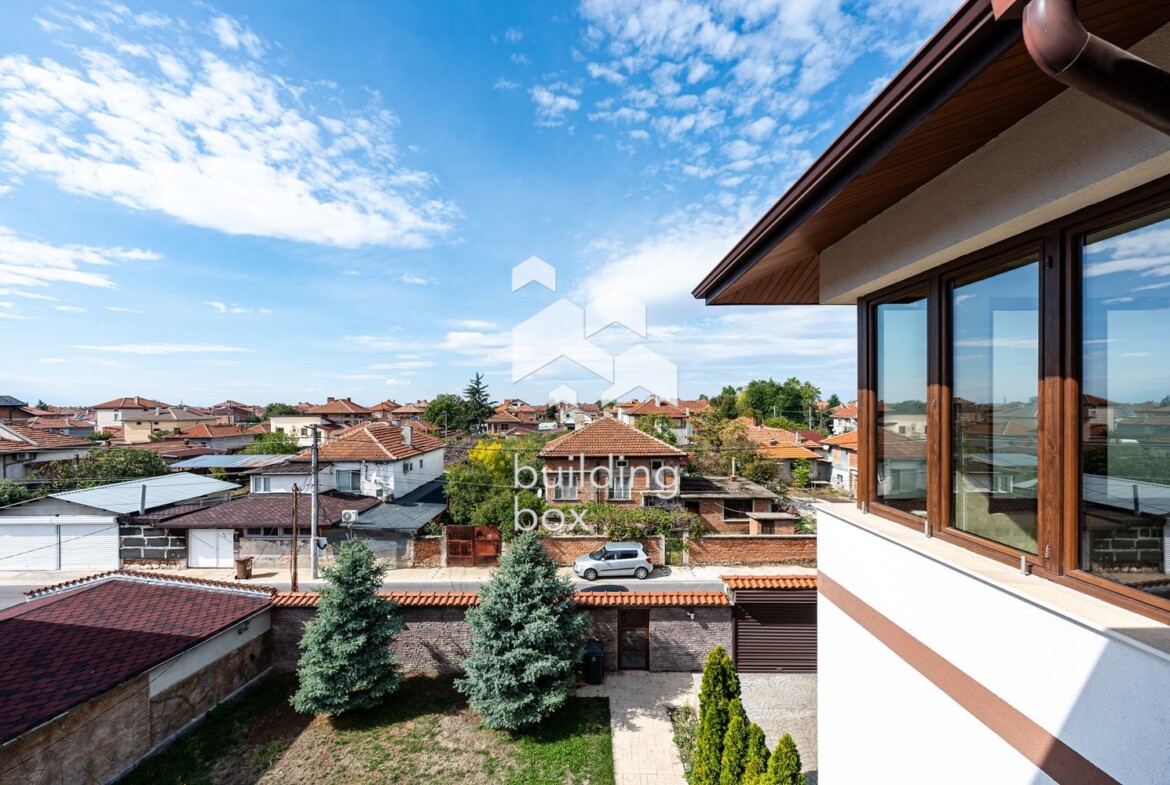 Самостоятелна Къща в град Раковски със спа зона - 0