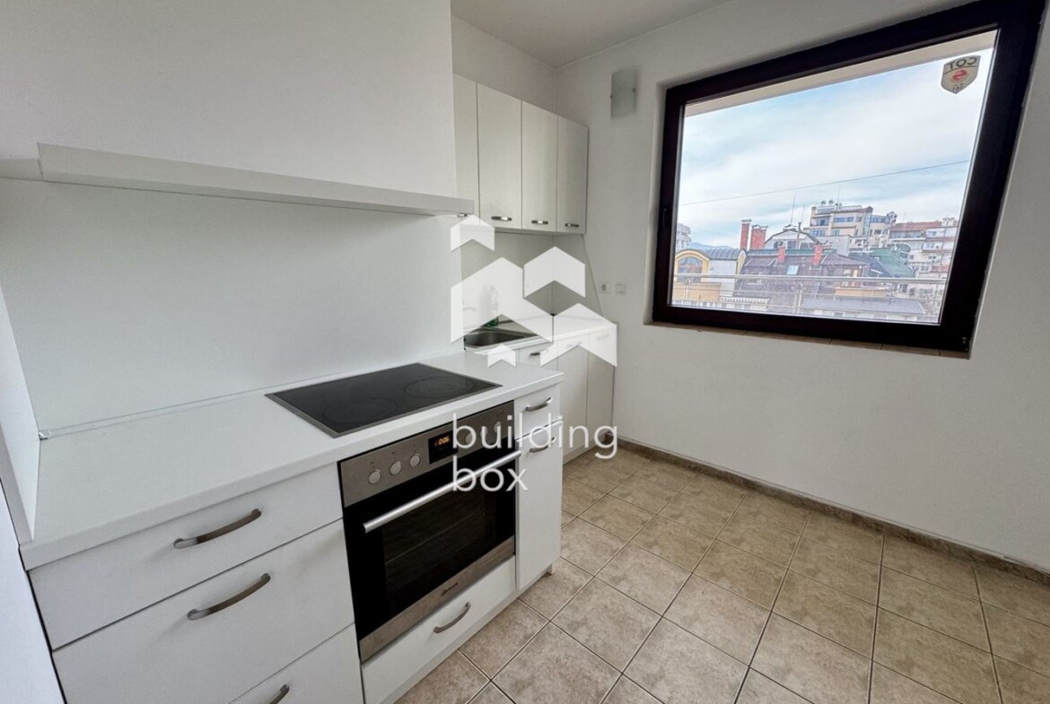 Двустаен апартамент / офис на бул. Черни Връх - 0