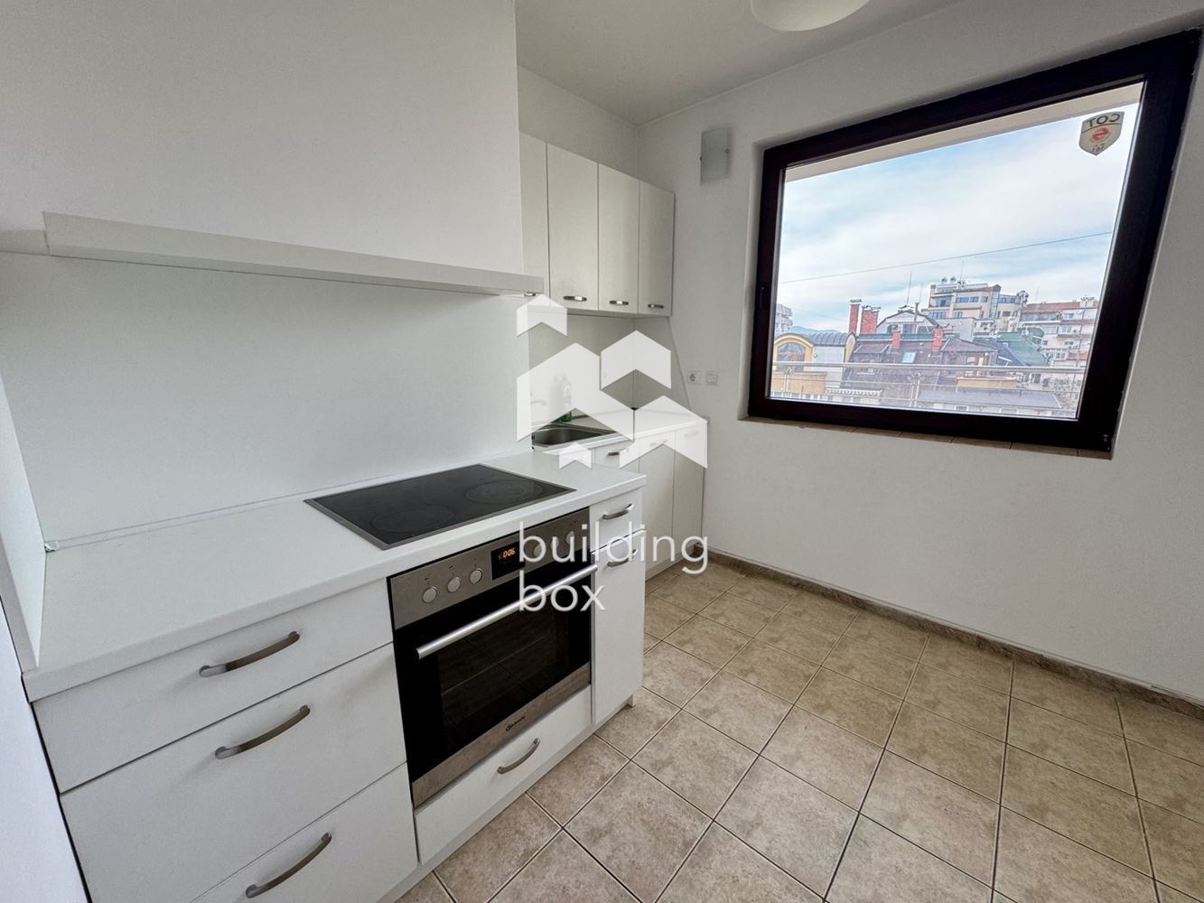 Двустаен апартамент / офис на бул. Черни Връх - 0