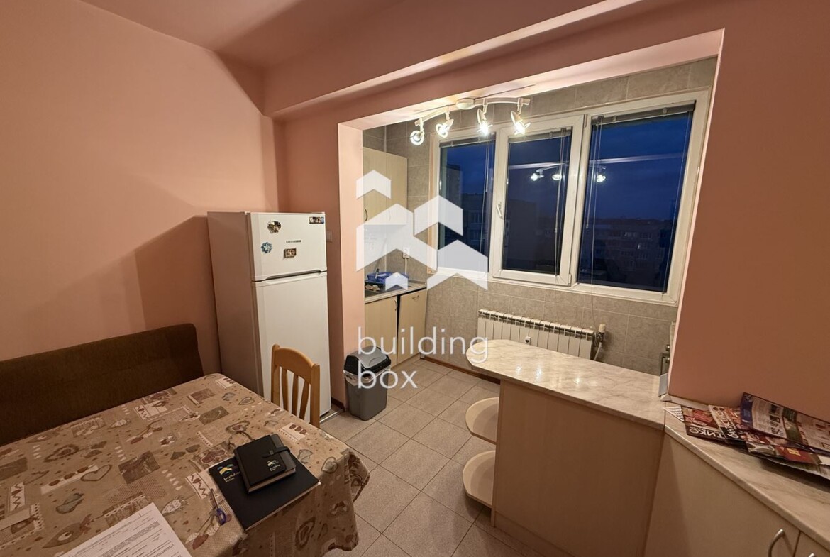 тристаен в Дианабад - 0