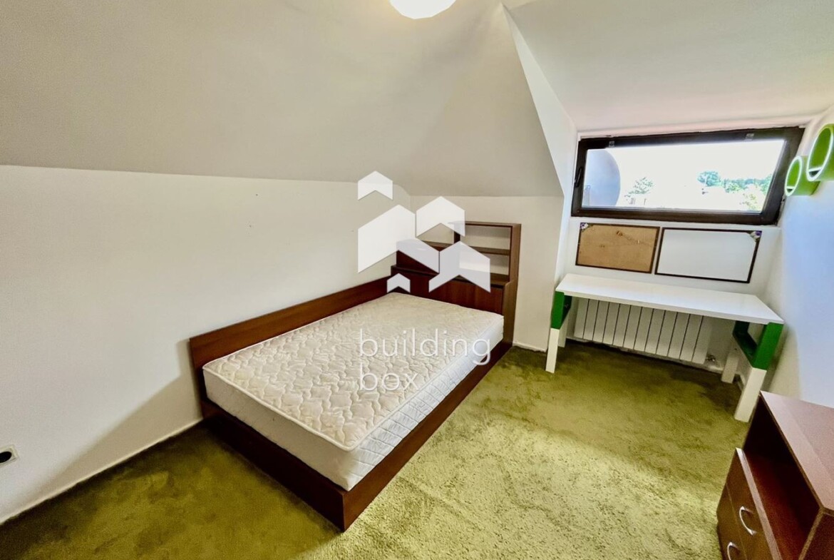 Просторен мезонет с гледка към Витоша - 0