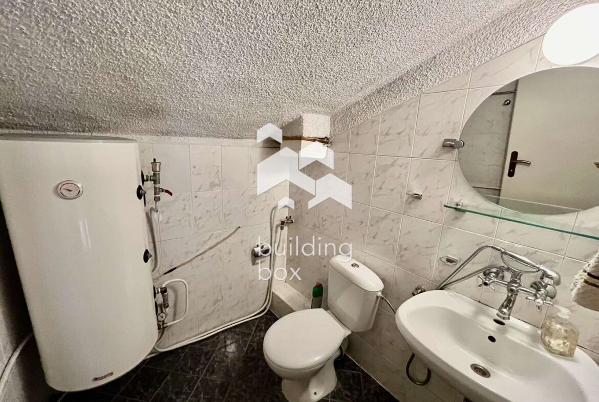 Просторен мезонет с гледка към Витоша - 0