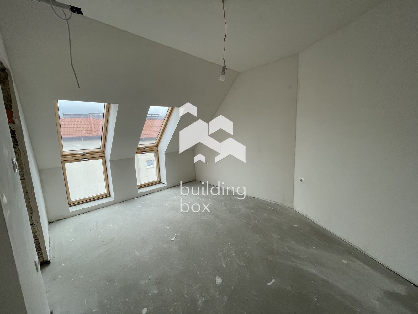 ДО КЛЮЧ! Многостаен мансарден апартамент в новострояща се сграда в кв. Левски - 0