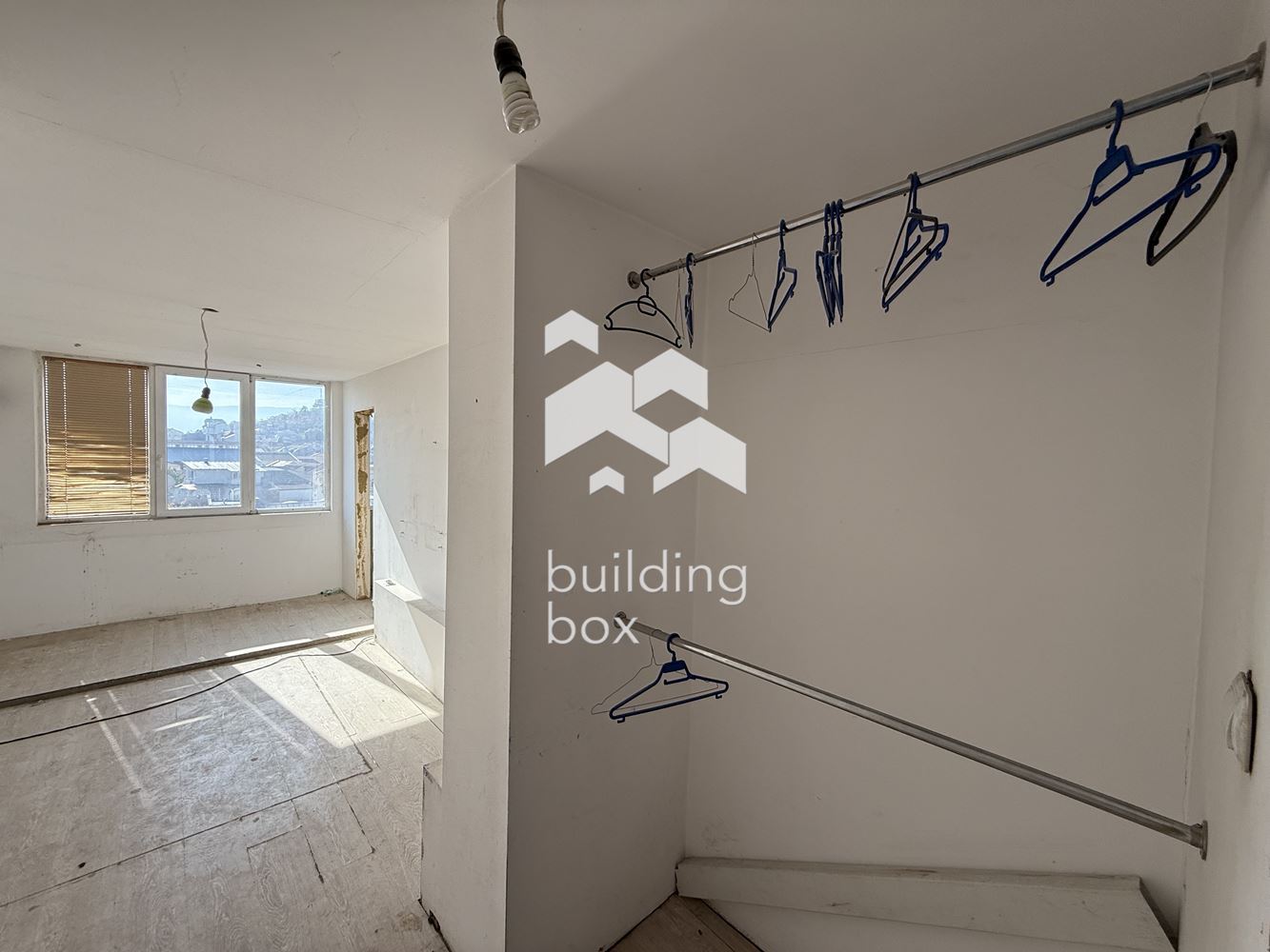 Апартамент с четири отделни помещения в центъра на гр. Пловдив. - 0