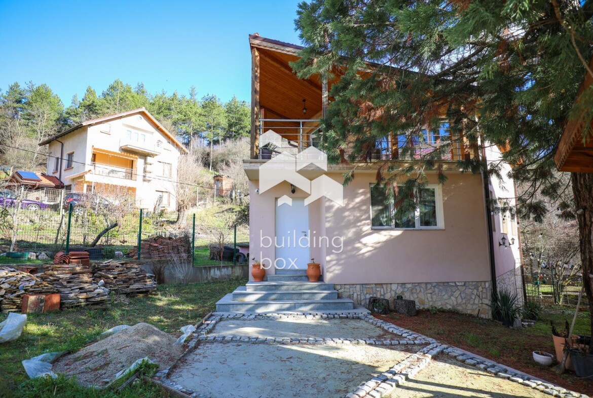 Къща - София, област, с.Искрец - 0