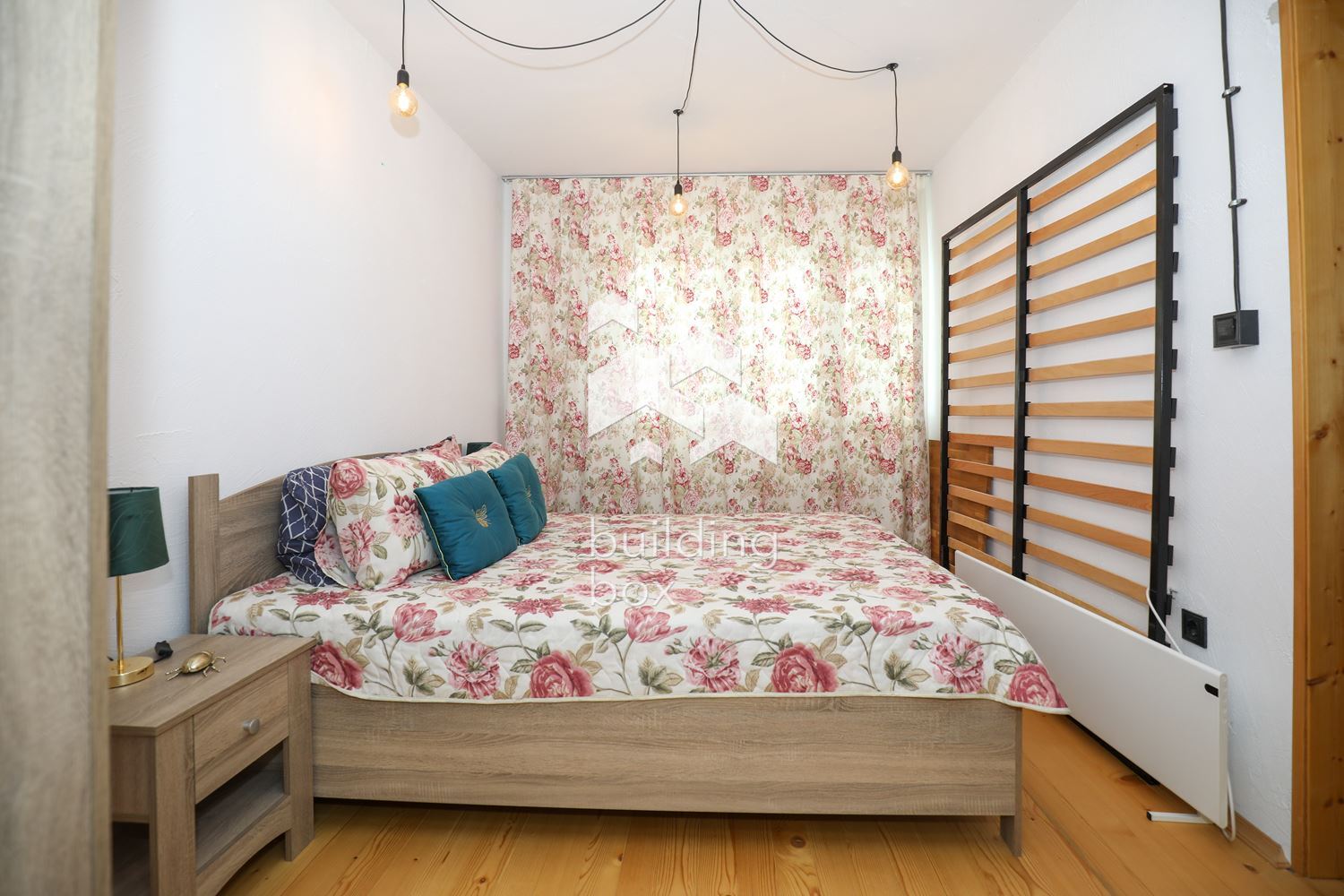 Къща - София, област, с.Искрец - 0