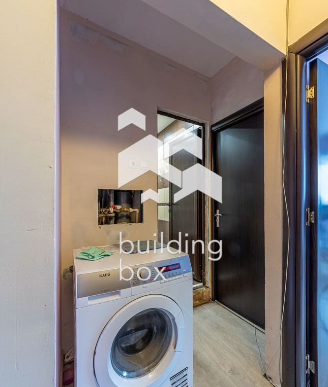 Тристаен апартамент, ж.к. Лятно кино Тракия - 0