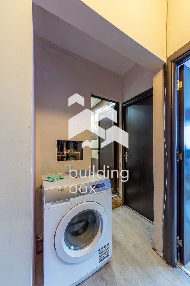 Тристаен апартамент, ж.к. Лятно кино Тракия - 0