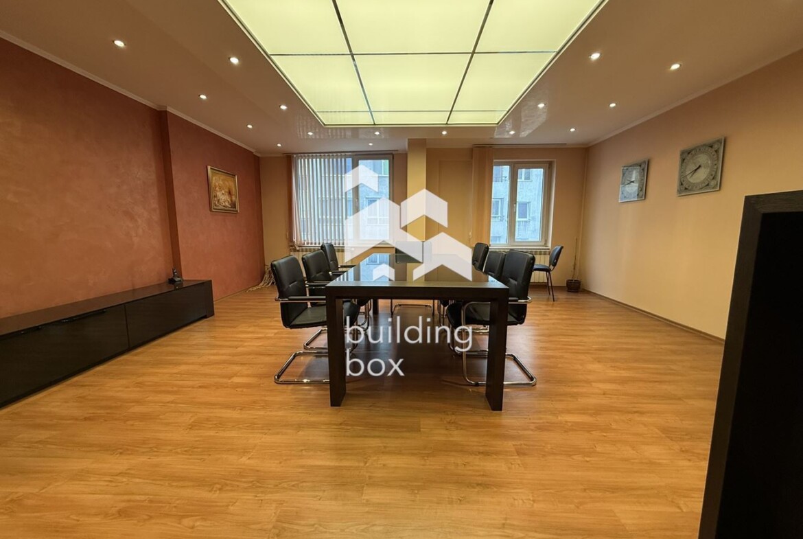 Офис 345 кв.м в модерна сграда до бул. "Цар Борис III" - 0