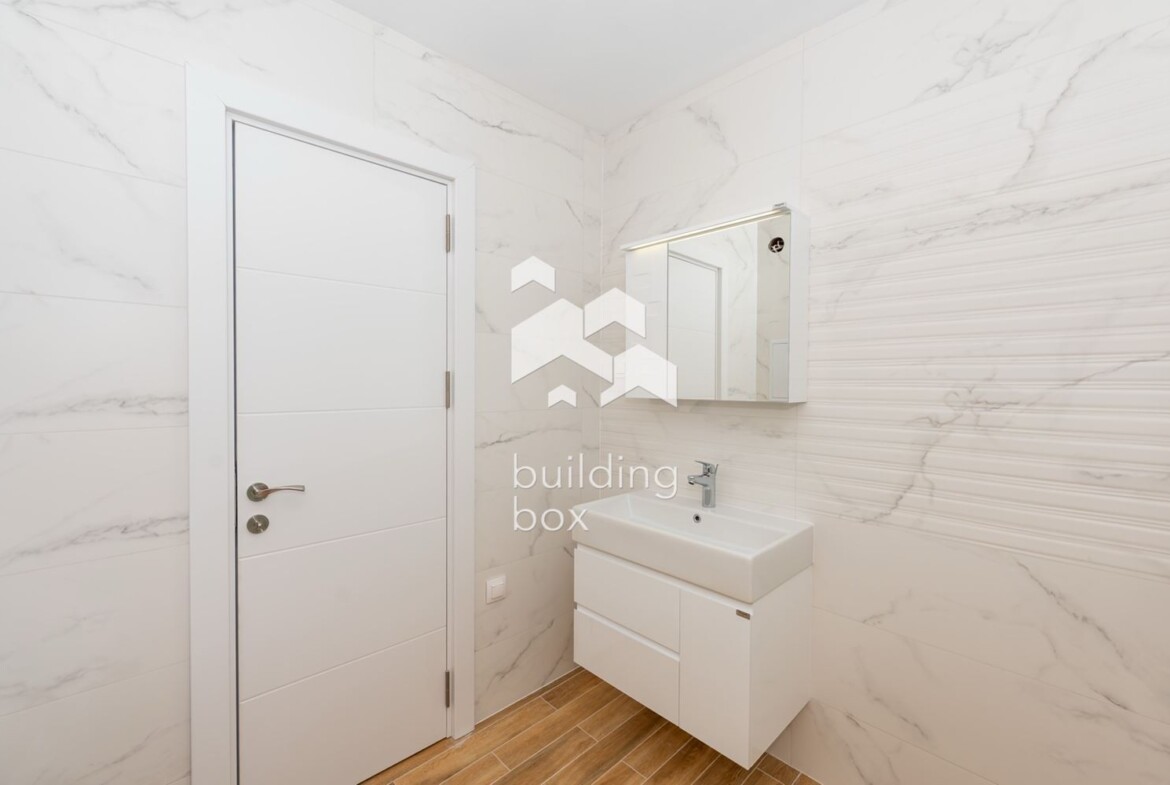 Двустаен апартамент до ключ - кв. Остромила - 0