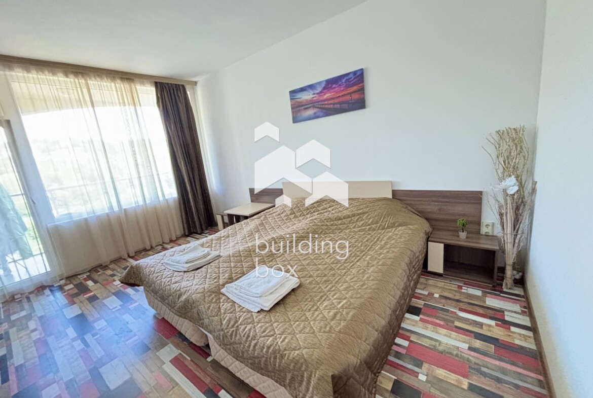 Обзаведен ЕДНОСТАЕН апартамент - 0