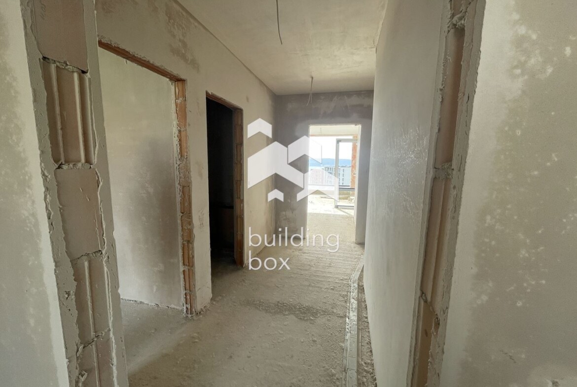 Четиристаен апартамент в бутикова сграда пред Акт 15 - 0