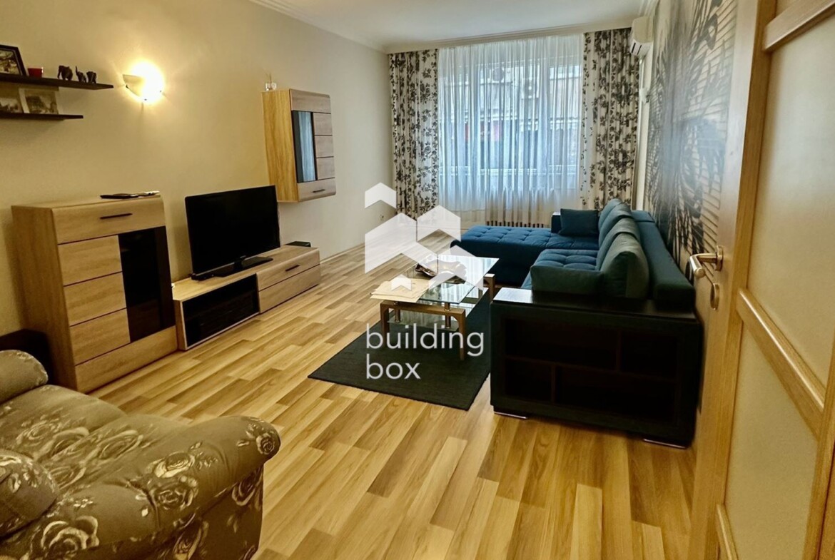 Двустаен апартамент на премиум локация - Идеален център - 0