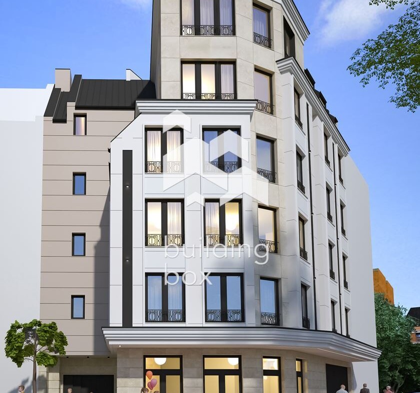 Тристаен апартамент в Център - 0