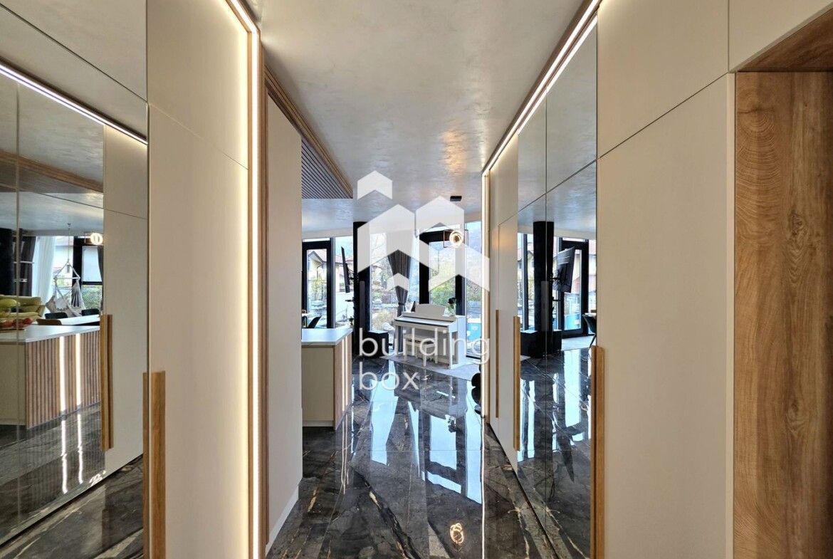 Елегантен тристаен апартамент с панорамна гледка - кв. Бояна - 0