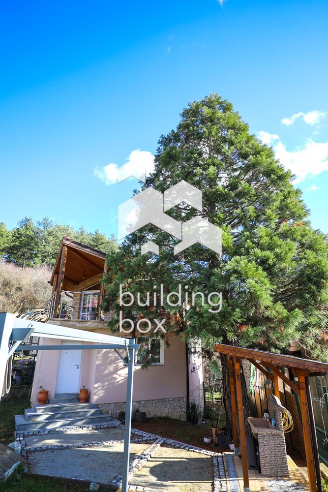 Къща - София, област, с.Искрец - 0