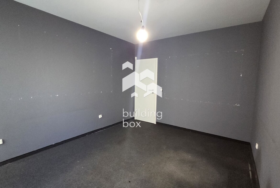 3-стаен апартамент в Гео Милев - 0