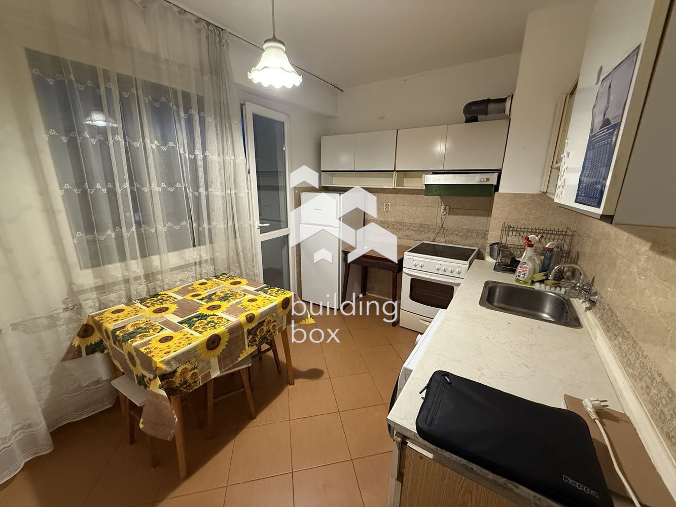 тристаен апартамент в Дианабад