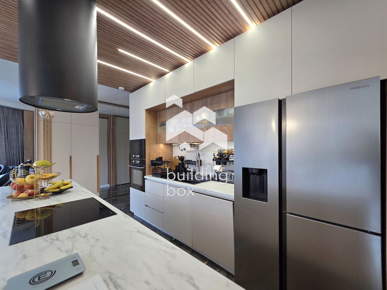 Елегантен тристаен апартамент с панорамна гледка - кв. Бояна - 0