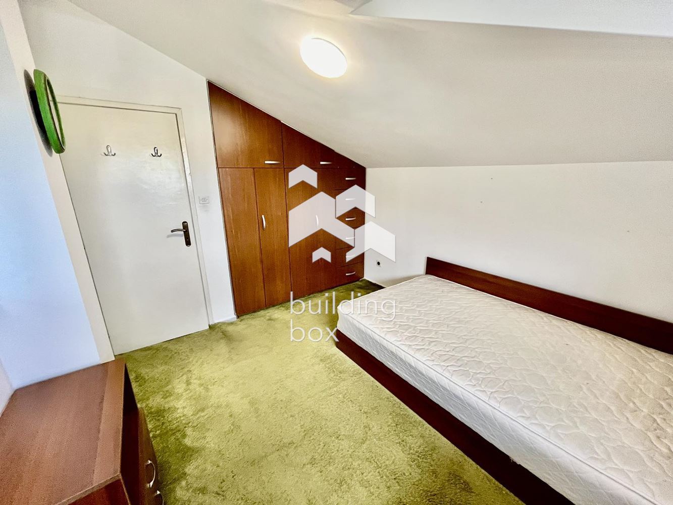 Просторен мезонет с гледка към Витоша - 0