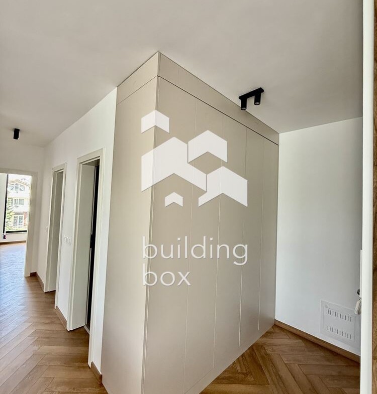 Тристаен апартамент в кв. Витоша - 0