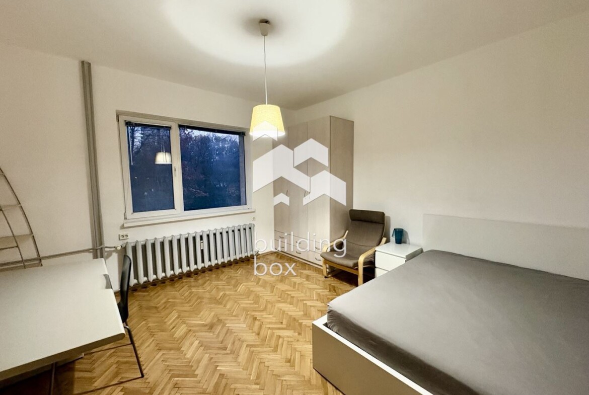 Тристаен апартамент в Центъра - 0