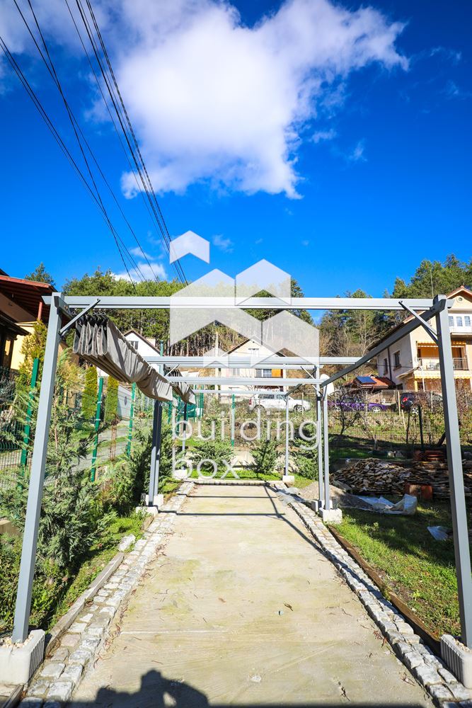 Къща - София, област, с.Искрец - 0