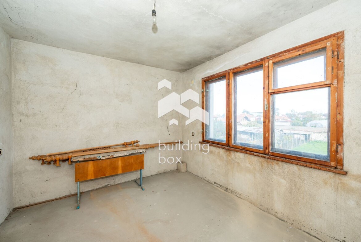 Къща - село Калековец - 0