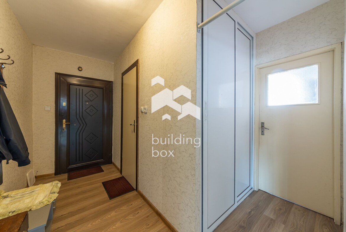 Двустаен панелен апартамент - 0