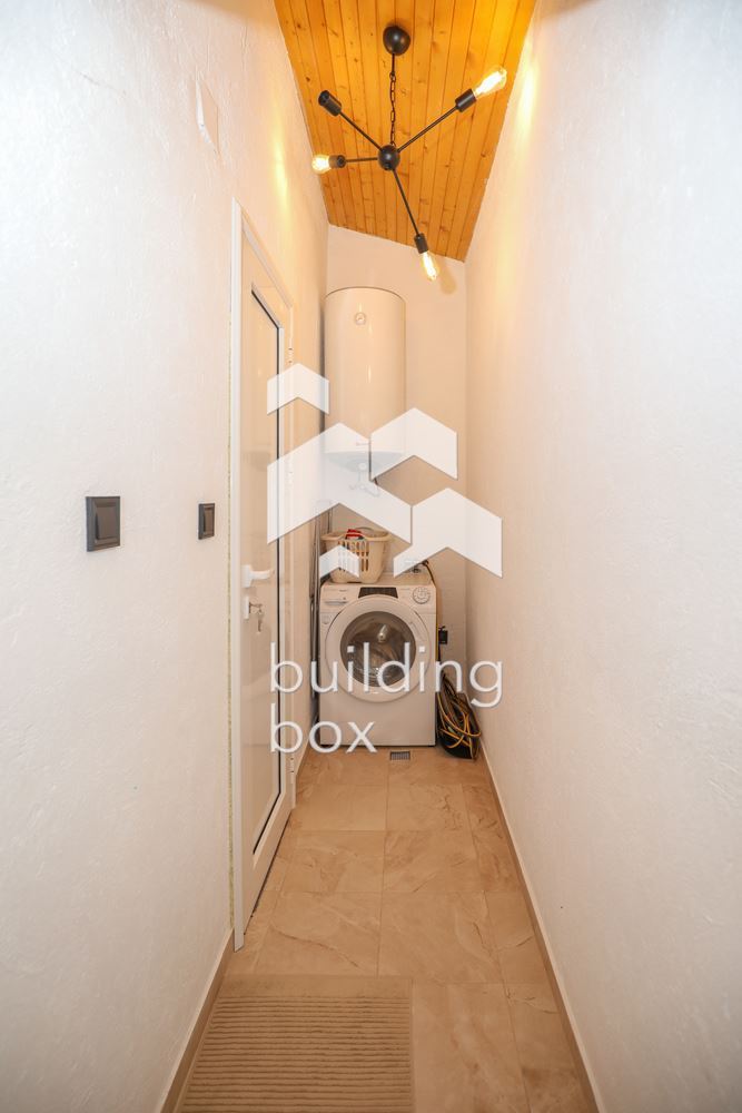 Къща - София, област, с.Искрец - 0