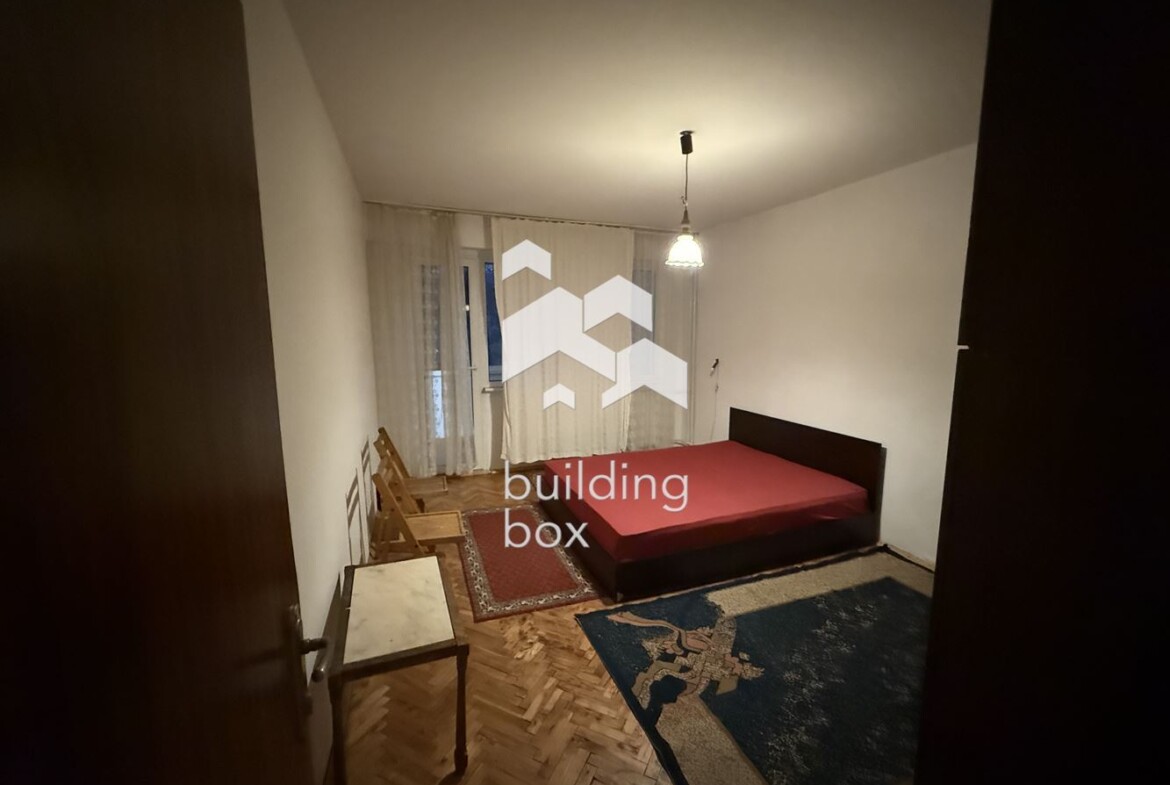 тристаен апартамент в Дианабад - 0